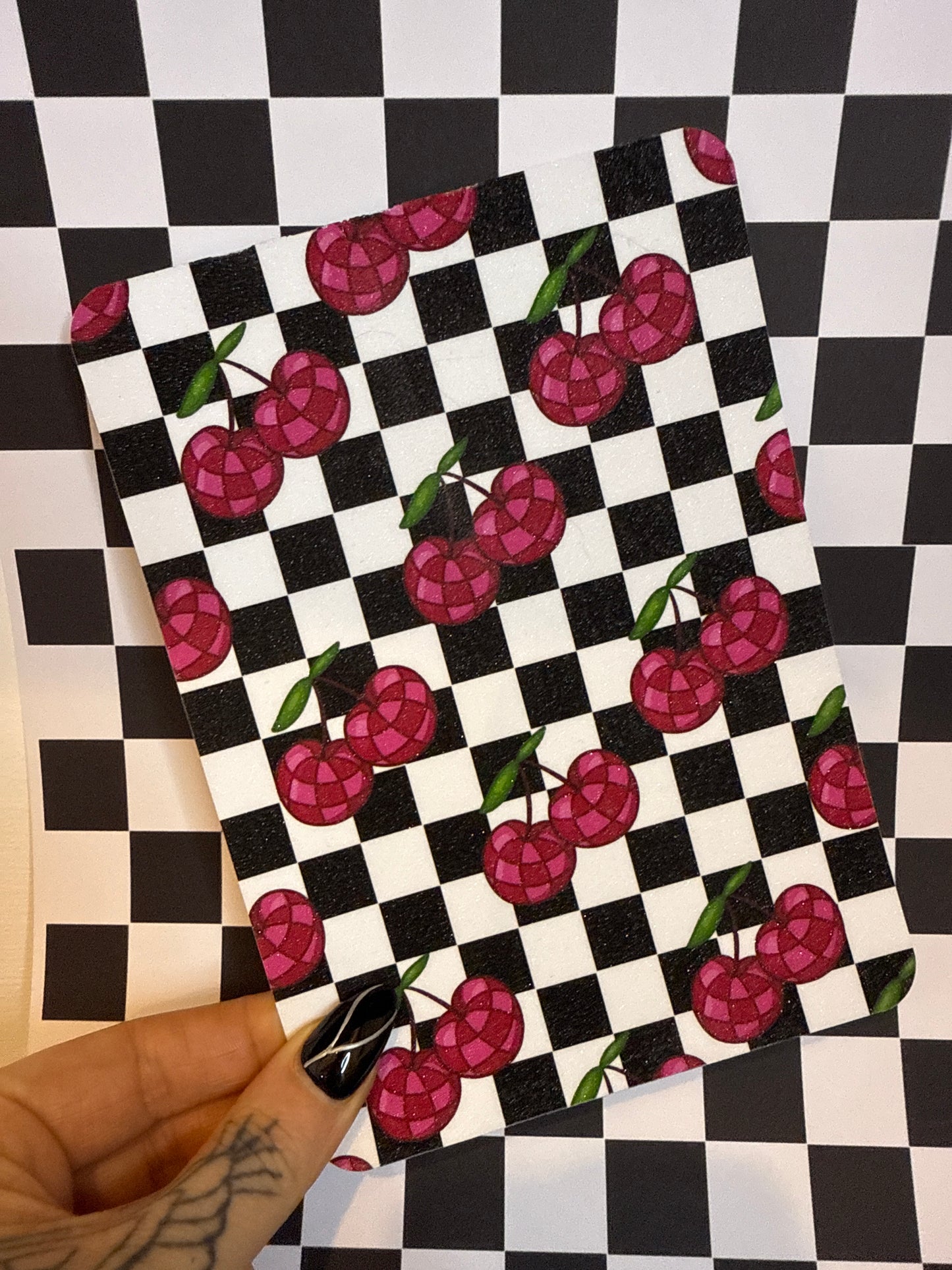 Glitter Checkered Cherries - Kindle Insert