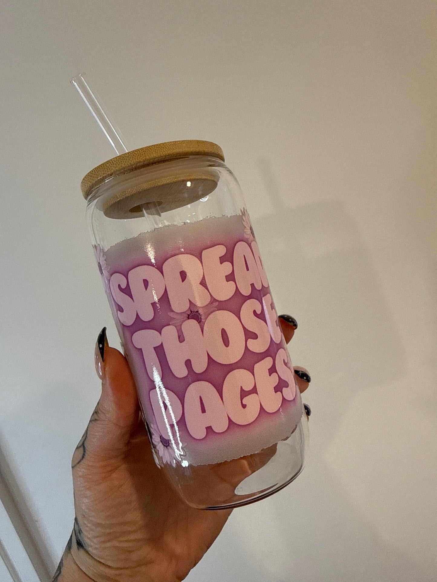 Spread Those Pages - 16oz Glass Tumbler