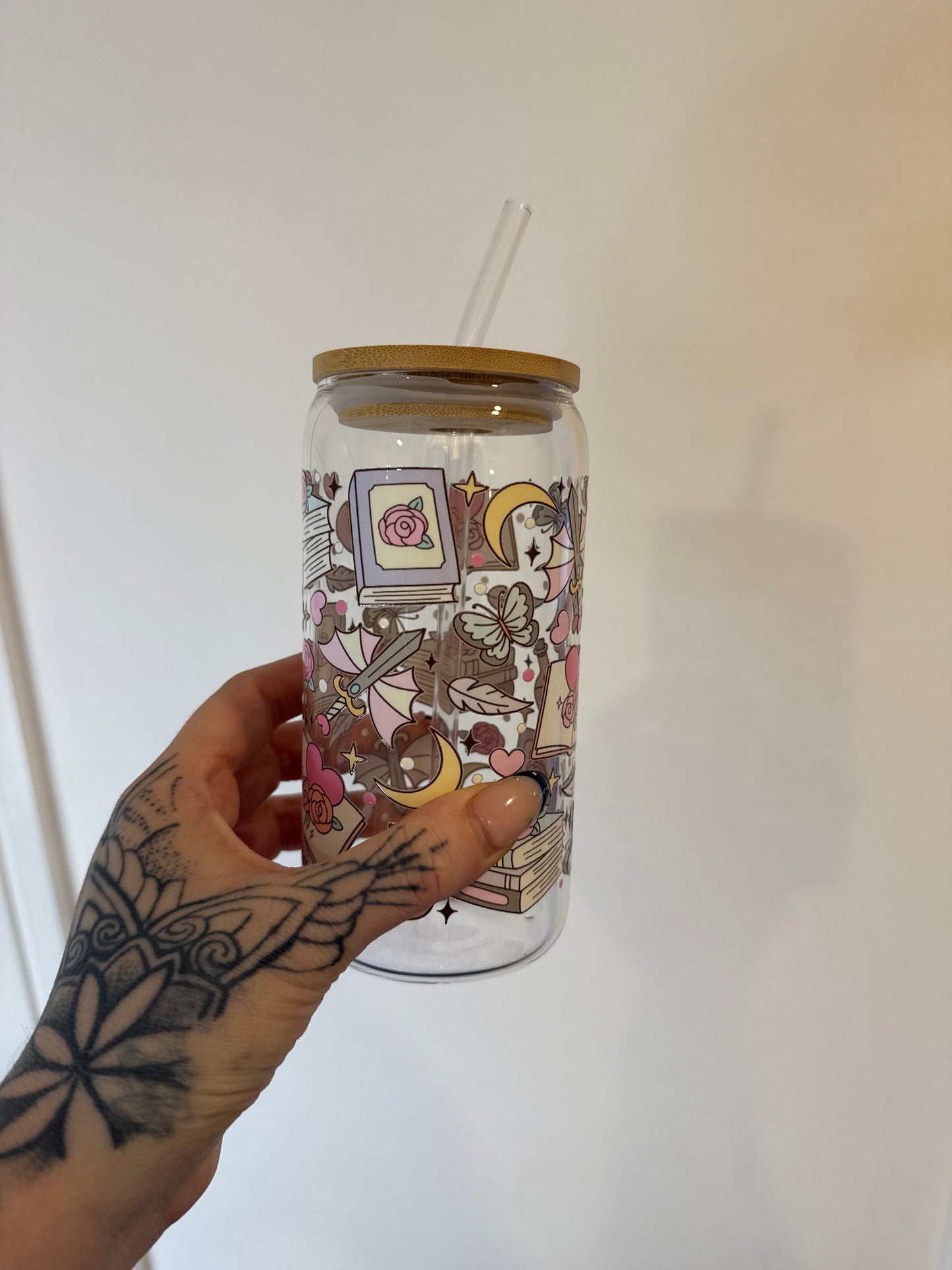 Romantasy - 16oz Glass Tumbler