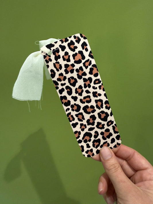 Ribbon Leopard - Bookmark